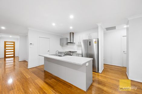 Property photo of 4 Coventry Crescent Denham Court NSW 2565