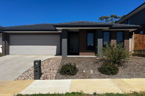 32 Taylors Cct, Charlemont, VIC 3217