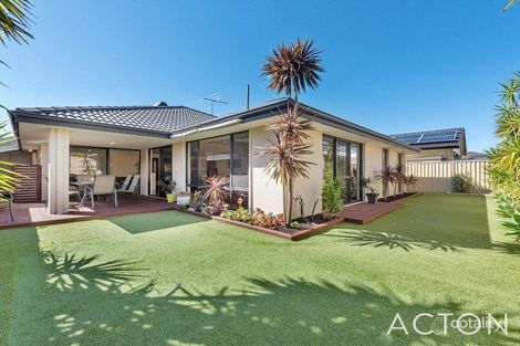 Property photo of 6 Veneto Way Stirling WA 6021