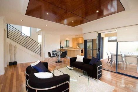 127 Newborough St, Scarborough, WA 6019