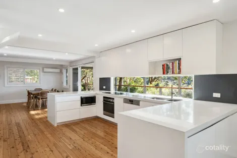 Property photo of 130 The Crescent Helensburgh NSW 2508
