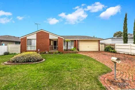 5 Primrose Hill Cl, Endeavour Hills, VIC 3802