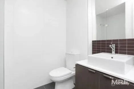 Property photo of 207/38 Camberwell Road Hawthorn East VIC 3123