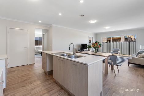 Property photo of 9 Featherwood Crescent Craigieburn VIC 3064