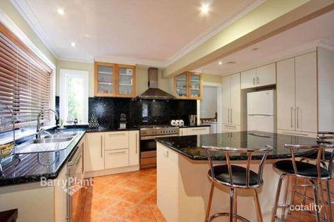 Property photo of 13 Craig Avenue Ferntree Gully VIC 3156