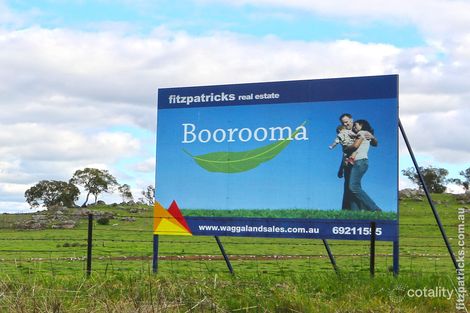 Property photo of 5 Phar Lap Place Boorooma NSW 2650