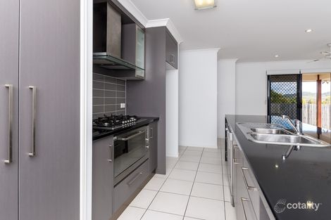 Property photo of 32 Dartmouth Close Clinton QLD 4680