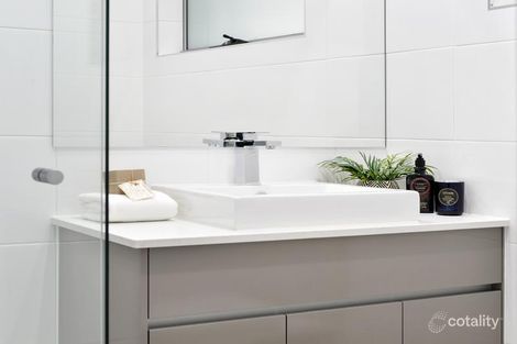 516 Kangaroo Cres, Springfield Lakes, QLD 4300