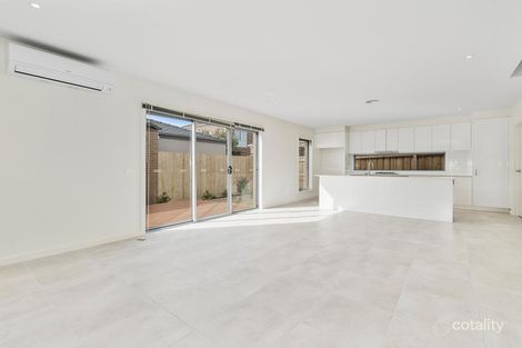 Property photo of 8/7 Koomaloo Place Carrum Downs VIC 3201