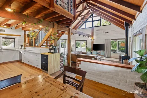 14 Campagnolos Rd, Mansfield, VIC 3722