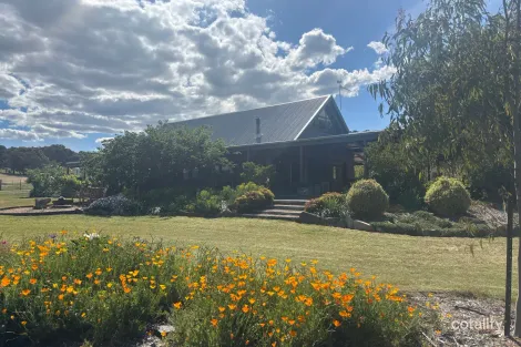 Property photo of 14 Campagnolos Road Mansfield VIC 3722