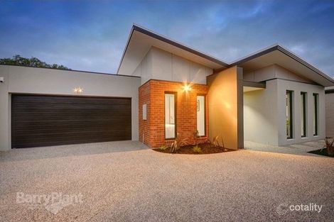 8b Roslyn Rd, Belmont, VIC 3216