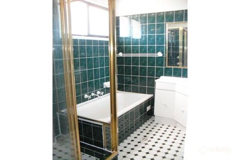 Property photo of 4 Shetland Road Blairmount NSW 2559