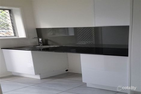 Property photo of 2/119 Griffith Street Sandgate QLD 4017