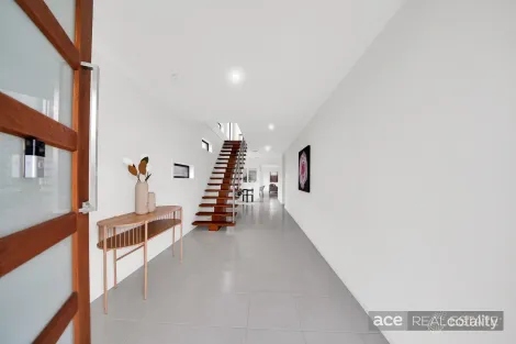 Property photo of 19 Electra Drive Williams Landing VIC 3027