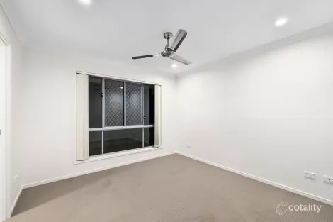 Property photo of 88 Hanover Drive Pimpama QLD 4209