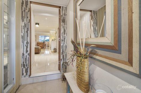 Property photo of 11 Hillview Parade Ashmore QLD 4214