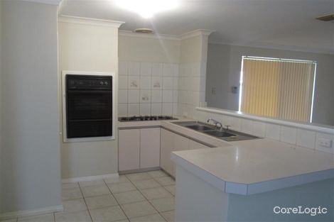 Property photo of 8 Skye Close Warnbro WA 6169