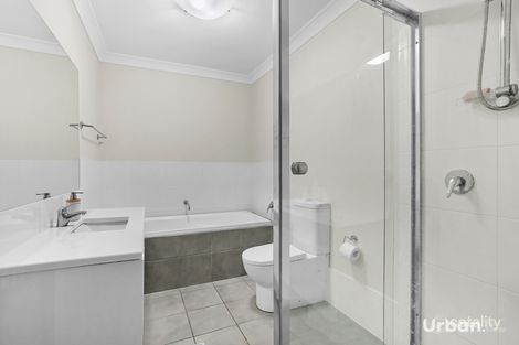 Property photo of 10/40 Burrows Avenue Edmondson Park NSW 2174