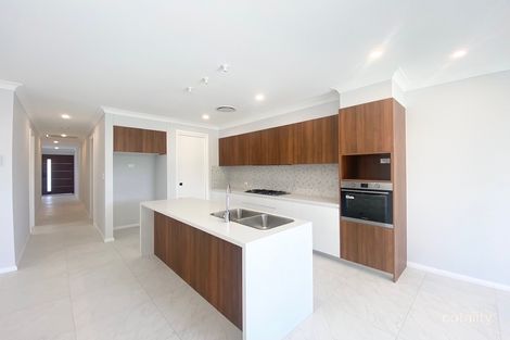 Property photo of 11 Correa Circuit Gregory Hills NSW 2557
