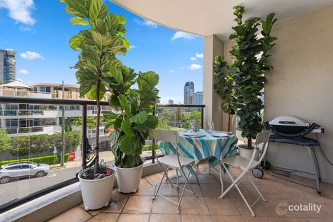 Property photo of 219/36 Macdonald Street Kangaroo Point QLD 4169