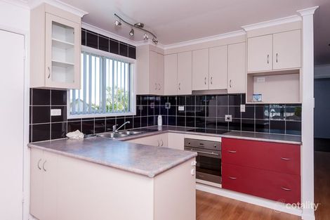 Property photo of 8 Pandanus Avenue Kin Kora QLD 4680