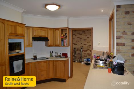 Property photo of 9 Crystal Place South West Rocks NSW 2431
