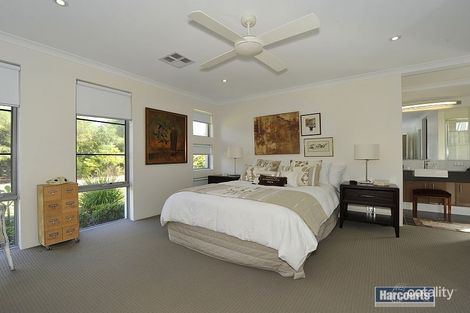 Property photo of 19 Sharperton Meander Dudley Park WA 6210