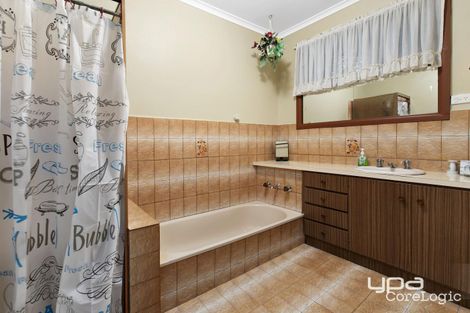 Property photo of 14 Chorley Place Kings Park VIC 3021