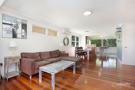 Property photo of 31 Long Street Clontarf QLD 4019