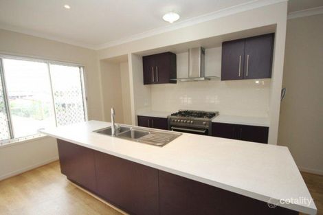 Property photo of 11 Riverside Crescent Springfield Lakes QLD 4300