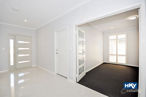 Property photo of 16 Caloria Chase Caversham WA 6055