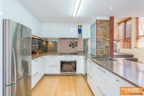 Property photo of 5 Hudson Place Jerrabomberra NSW 2619