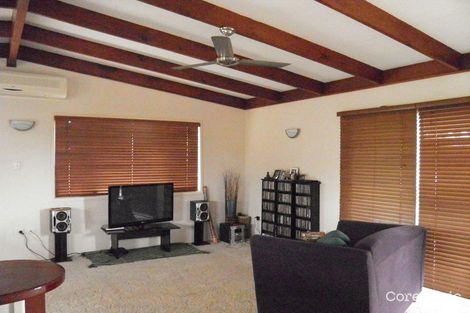 Property photo of 21 Sayre Crescent Boyne Island QLD 4680