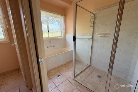 Property photo of 66 Chad Terrace Glenroy NSW 2640