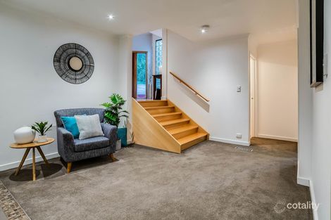 Property photo of 16 View Road The Patch VIC 3792