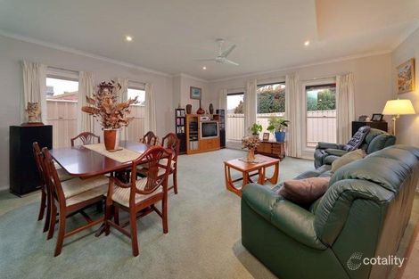 Property photo of 2/1 Murray Place Bellbridge VIC 3691
