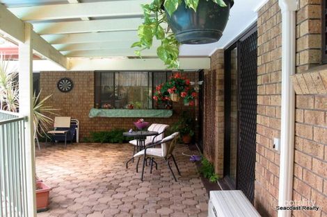 Property photo of 9 Redleaf Court Burleigh Waters QLD 4220