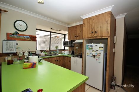 Property photo of 6 Upton Place Australind WA 6233