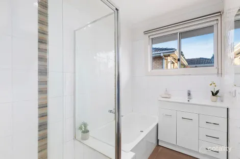 Property photo of 12 Eric Street Croydon VIC 3136