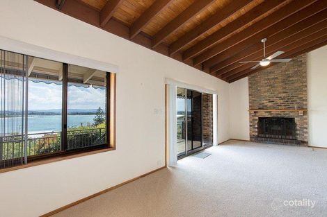 Property photo of 5 Diamond Close Swansea Heads NSW 2281
