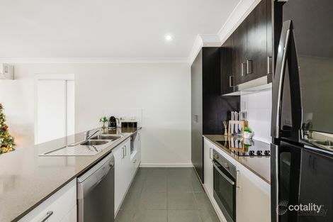 Property photo of 14 Mansell Boulevard Cotswold Hills QLD 4350