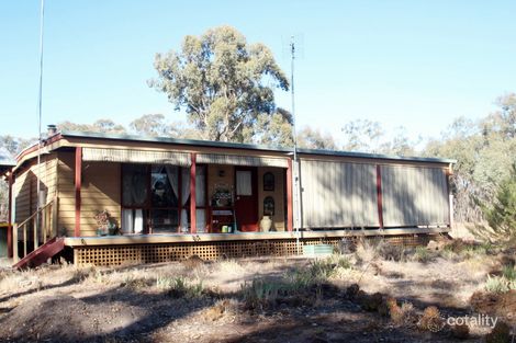 Property photo of 28 Palmer Road Simson VIC 3465