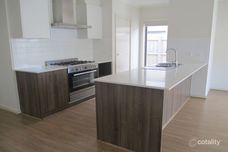 Property photo of 28 Cadillac Street Cranbourne East VIC 3977