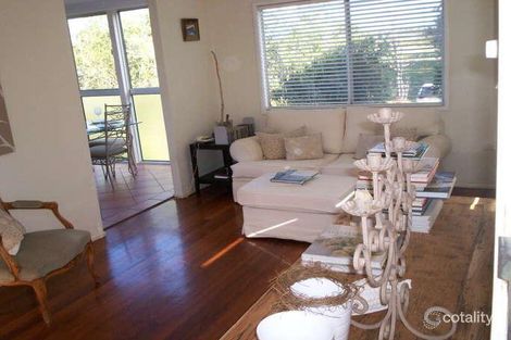 17 Andrew St, Lota, QLD 4179