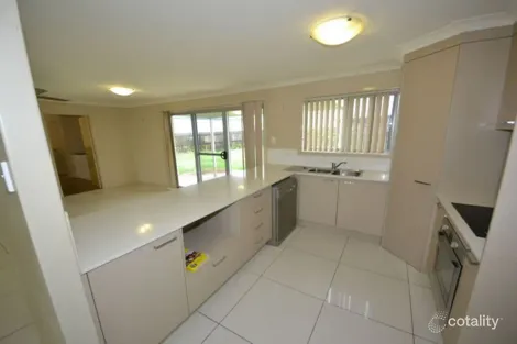 Property photo of 37 Lillypilly Avenue Gracemere QLD 4702
