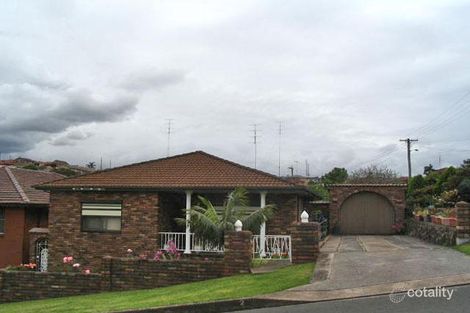 2 Gilgandra St, Lake Heights, NSW 2502