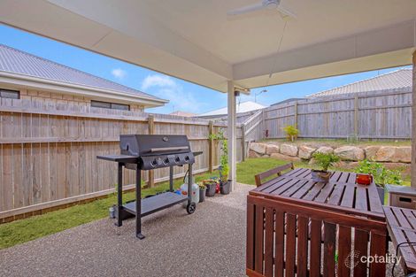 Property photo of 52 Dixon Drive Pimpama QLD 4209