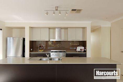 Property photo of 8 Toporoa Court Sandhurst VIC 3977