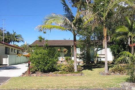 Property photo of 13 Campbell Parade Mannering Park NSW 2259